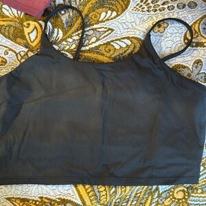 Size large crop top built-in shelf bra, Halara